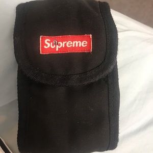 Supreme pouch